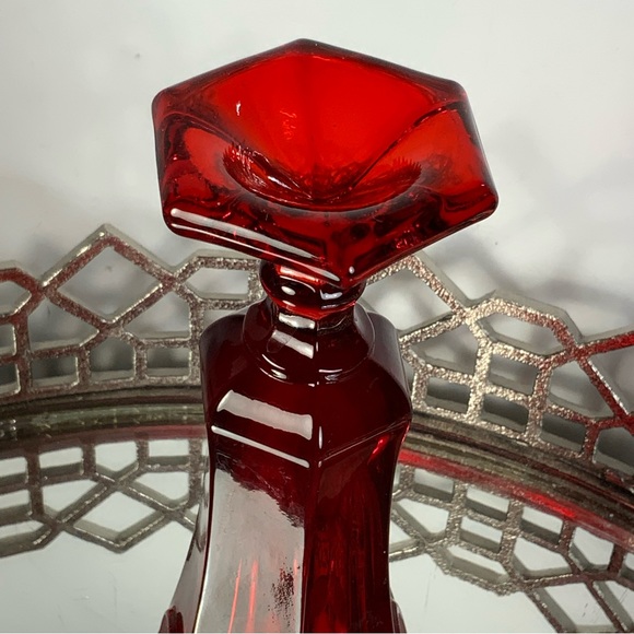 SOLD. Fostoria Coin Dot Vase Ruby Red Ruffel Top Vintage - Picture 5 of 7